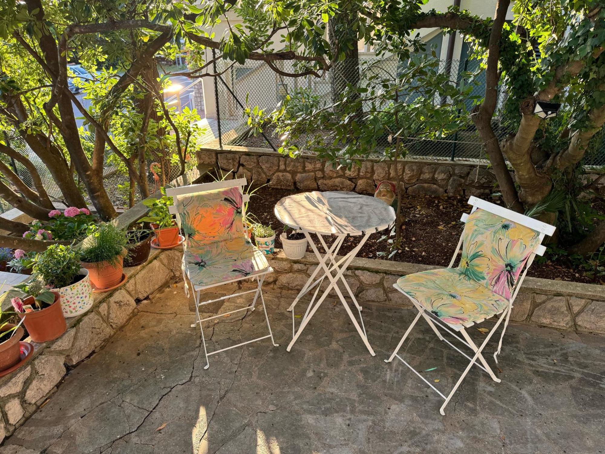 Lory Apartmani Dramalj Exterior foto