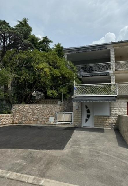 Lory Apartmani Dramalj Exterior foto